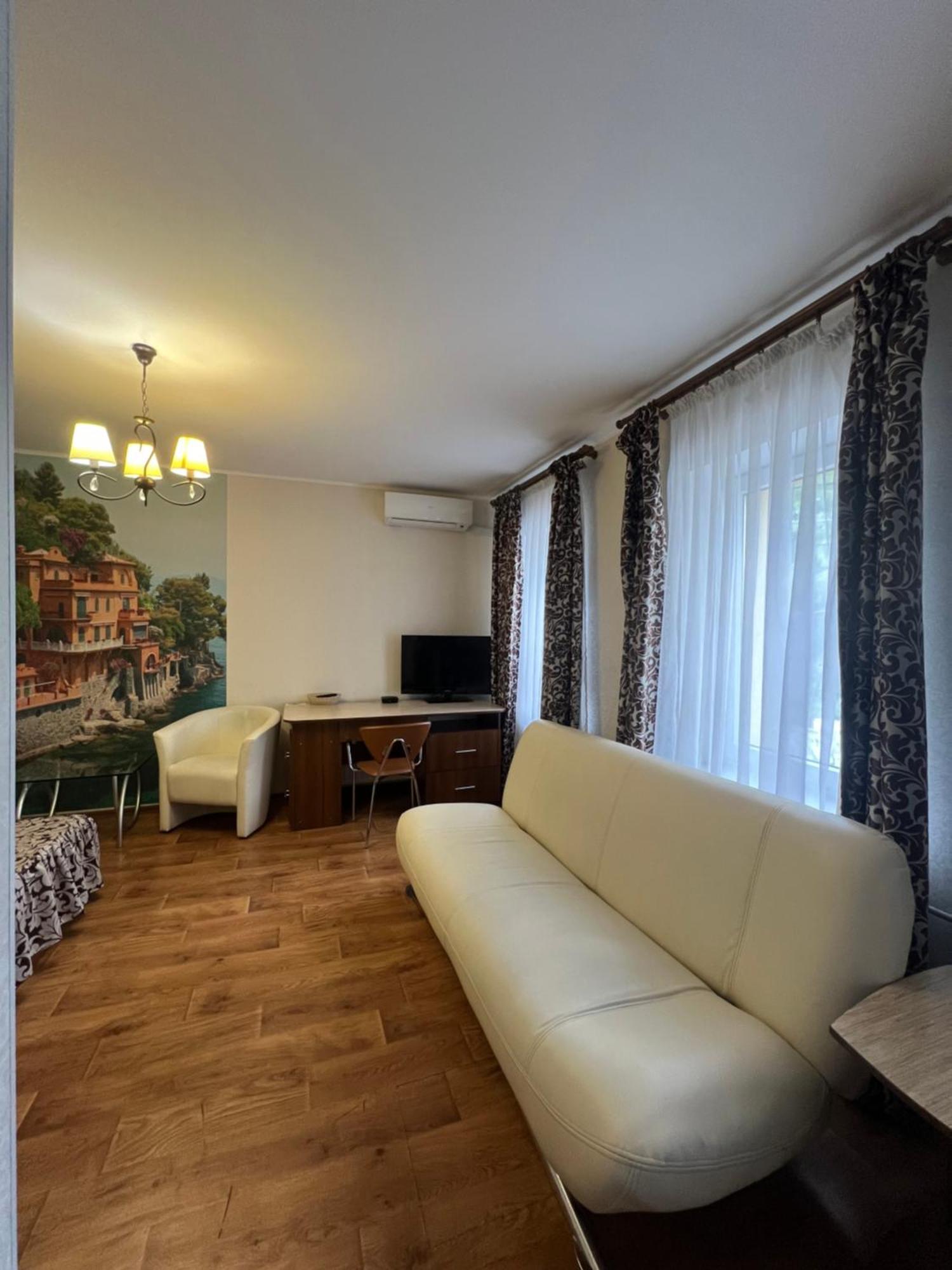 Apart Hotel Asotel Harkiv Exterior foto