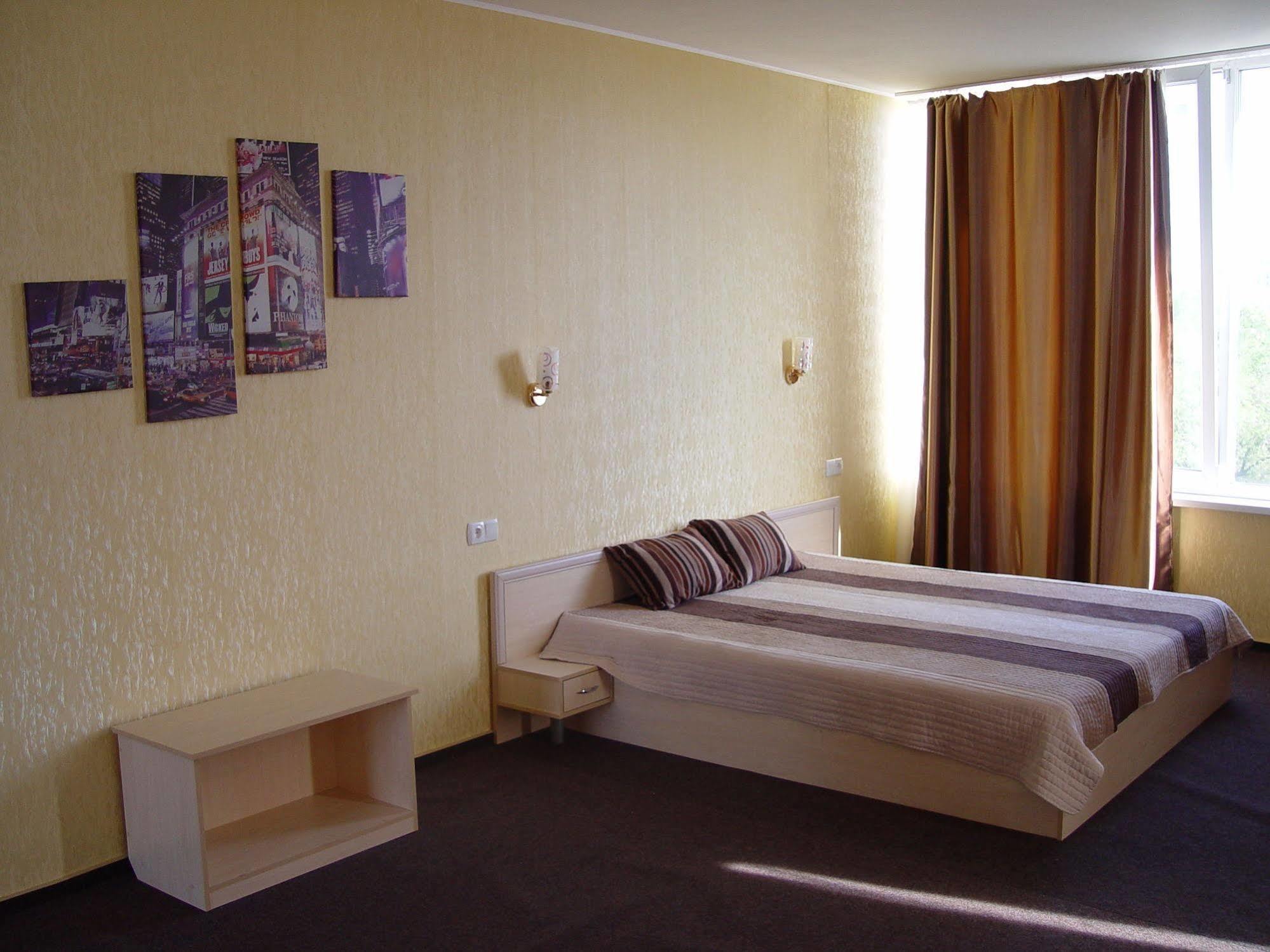 Apart Hotel Asotel Harkiv Exterior foto
